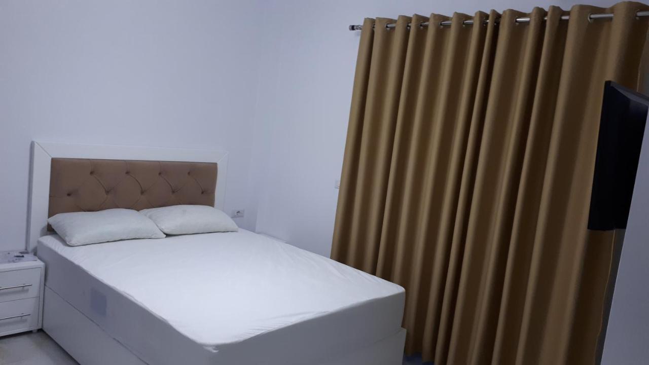 Hotel Zeka Ksamil Exterior photo