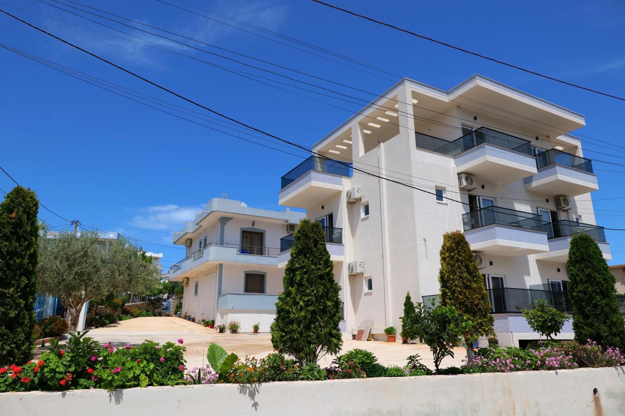 Hotel Zeka Ksamil Exterior photo